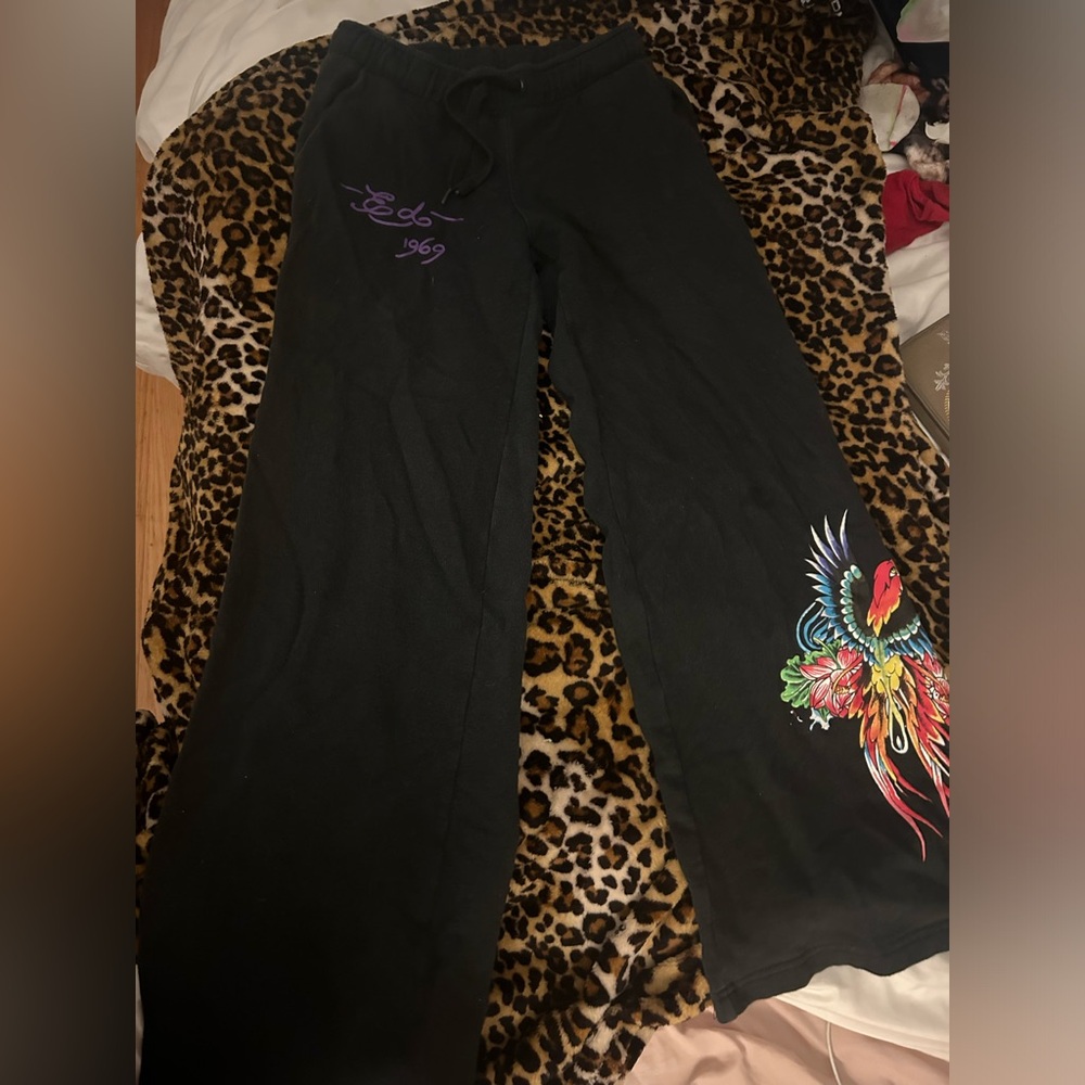 ED HARDY SWEATPANTS!! 👏